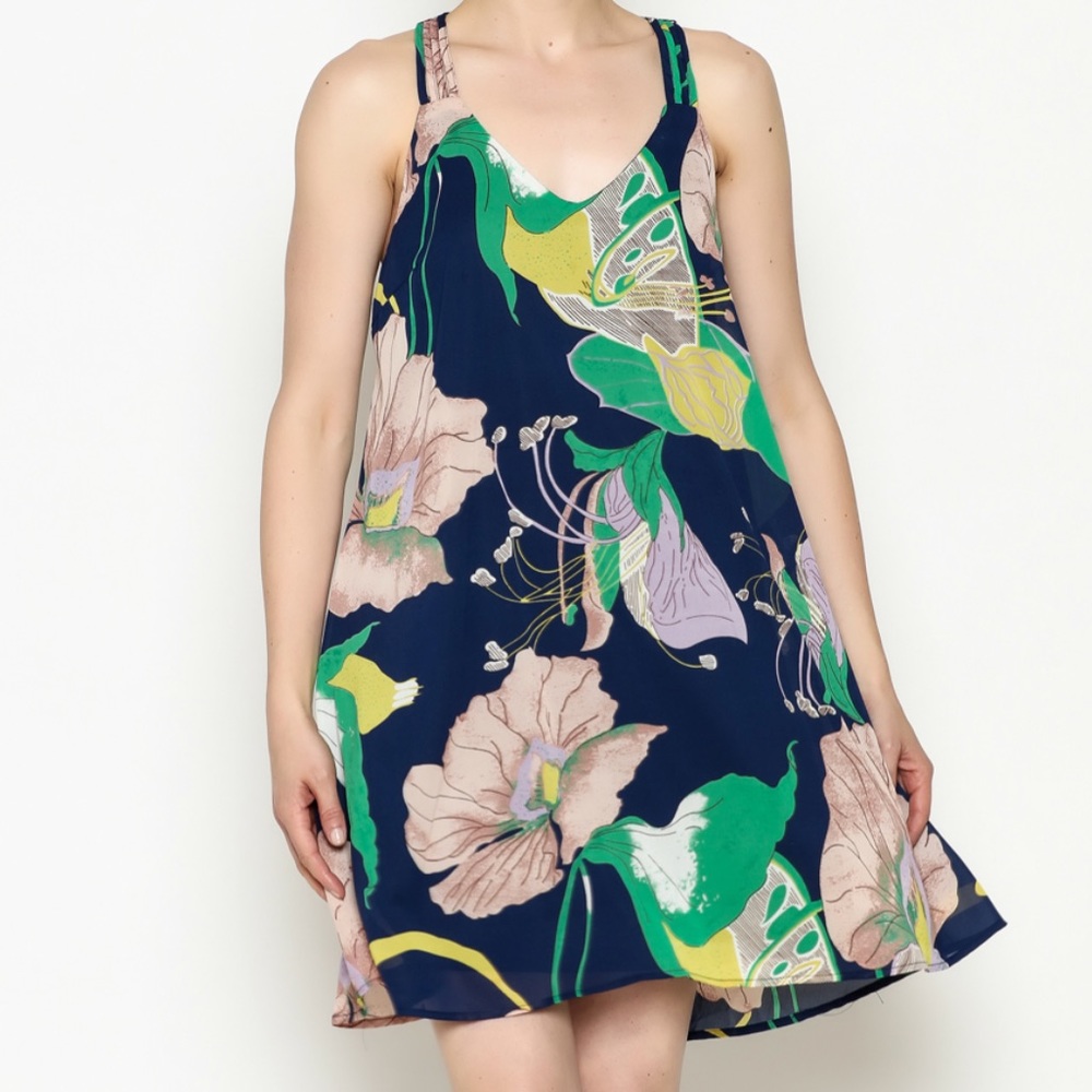 Entro Strappy Detail Dress! LIKE NEW!